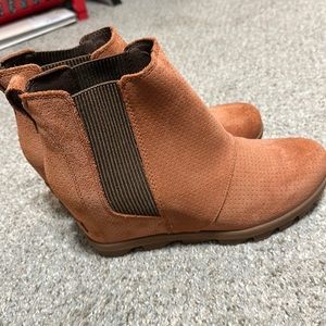 SOREL wedges
